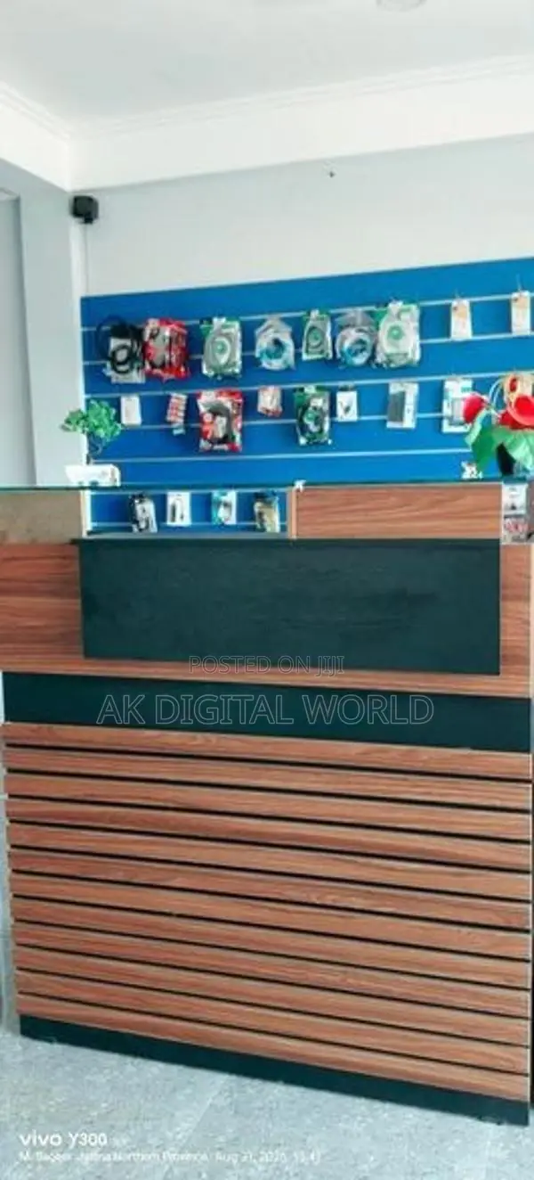 Cashier Table