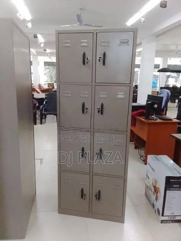 Unit Locker 8