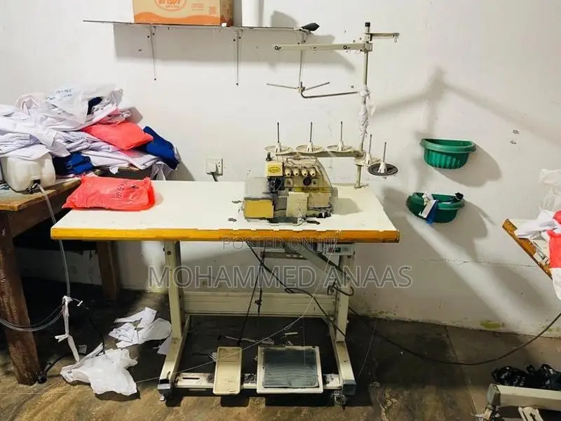 SIRUBA 747E-514M2-24 Industrial 4 Thread Overlock Sewing Machine