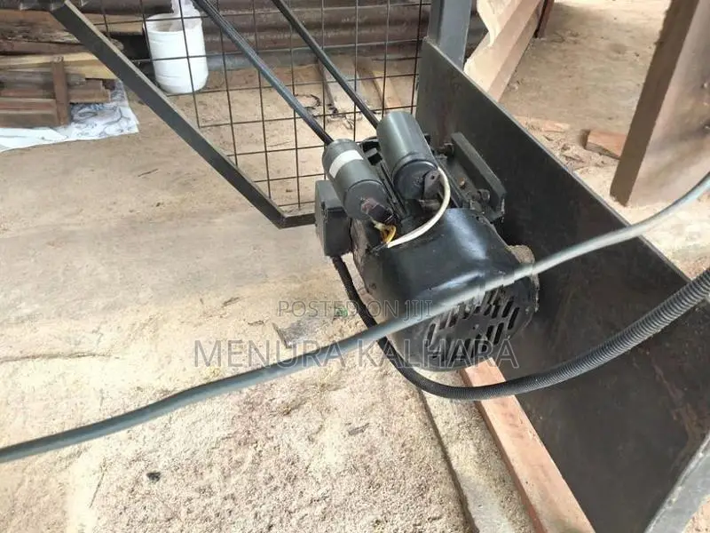 දර කපන මැෂිමක්