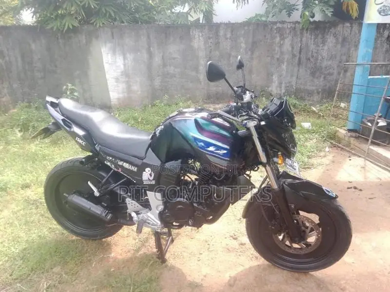 Yamaha FZ 2010