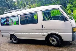 Mazda Bongo Brawny 2004