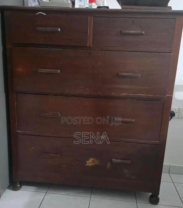 Antique Chest of Drawers - 2 Set