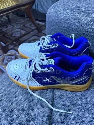 Badminton Shoes