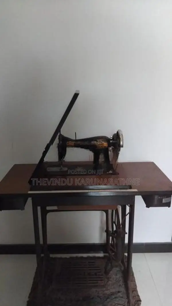 Singer Sewing Machine