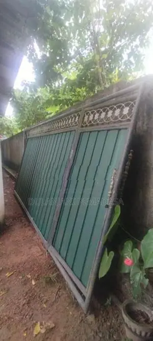 lron Gate