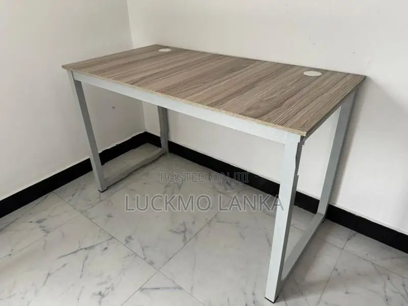 New 4x2 Size Computer Table (Ii14)