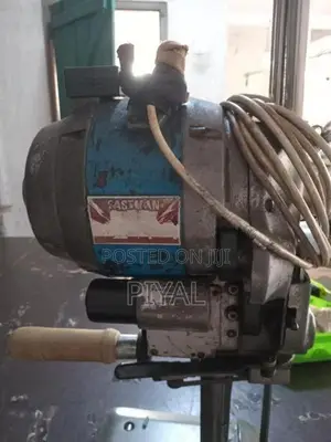 Garments Cutting Machine