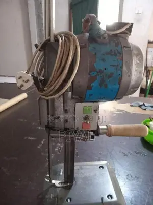 Garments Cutting Machine