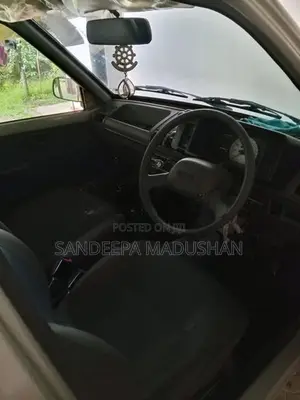 Maruti Suzuki 800 2010