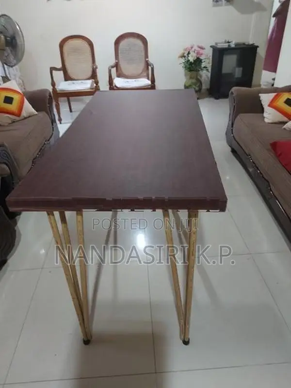 2×4 Small Table