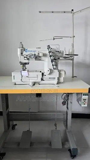 Bob Bobjet - 5 Thread Flat Bed Lock Machine