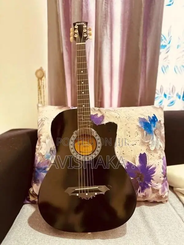 Maya Guitar