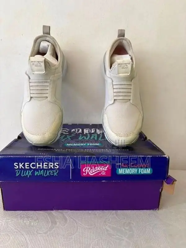 Women’s. D’ Lux Walker Skechers
