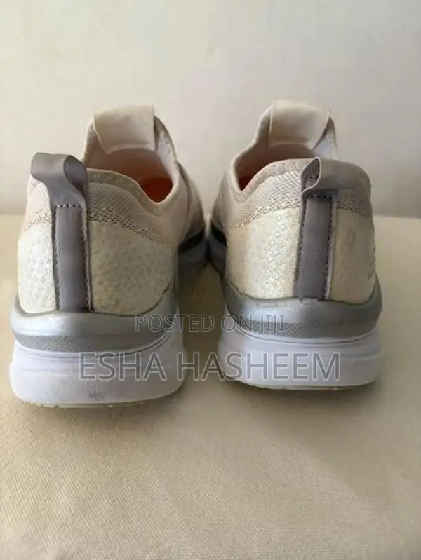 Women’s. D’ Lux Walker Skechers