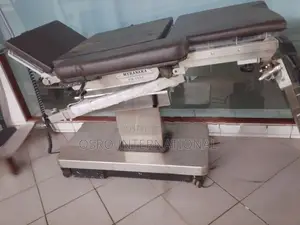 Japanese Medical Examination / Treatment Table