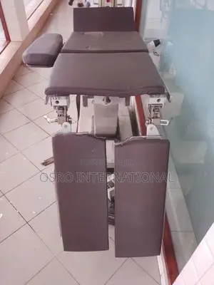 Japanese Medical Examination / Treatment Table