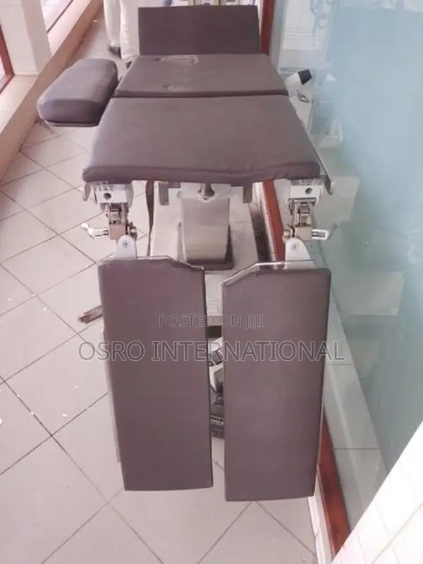 Japanese Medical Examination / Treatment Table