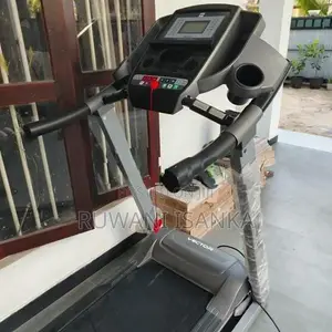 BH Victor Treadmill