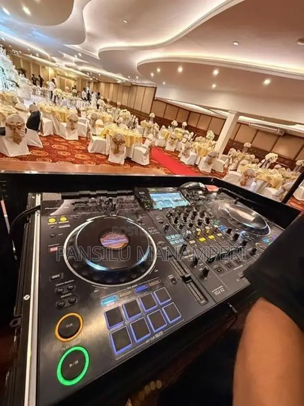 Pioneer XDJ-XZ Studio Set
