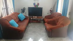 Damro Sofa Set