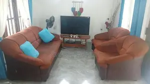 Damro Sofa Set