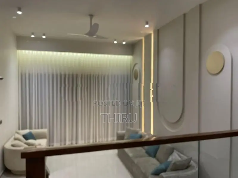 TS CURTAIN