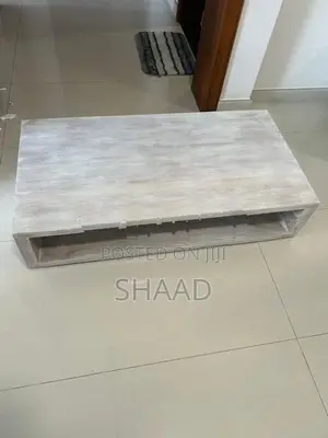 Coffee Table Mahogany White Wash Finish