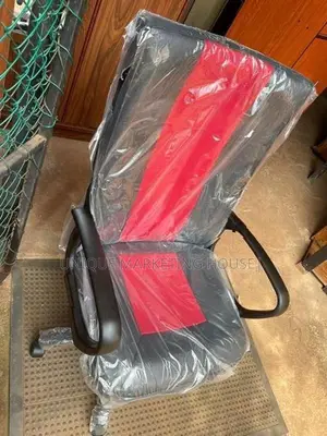 Piyestra Mid Mesh Managing Chairs