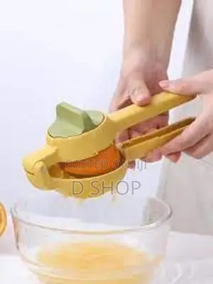 McKay Lemon Squeezer Manual Citrus Juicer With Easy-Squeeze