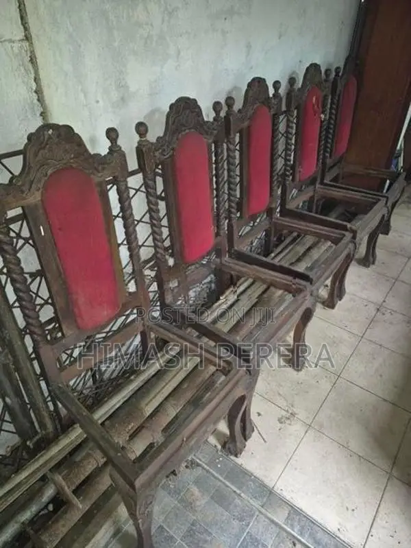 Antique Dining Table Set