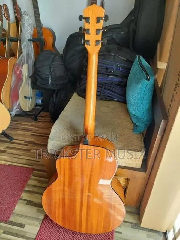 Takla M580 Solid Top Guitar