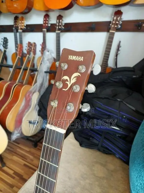 Yamaha FG411 Vintage Guitar