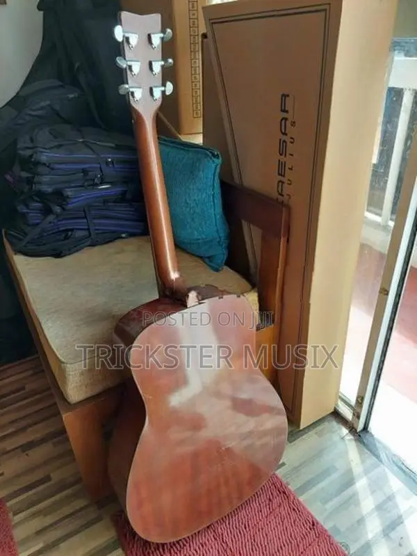 Yamaha FG411 Vintage Guitar