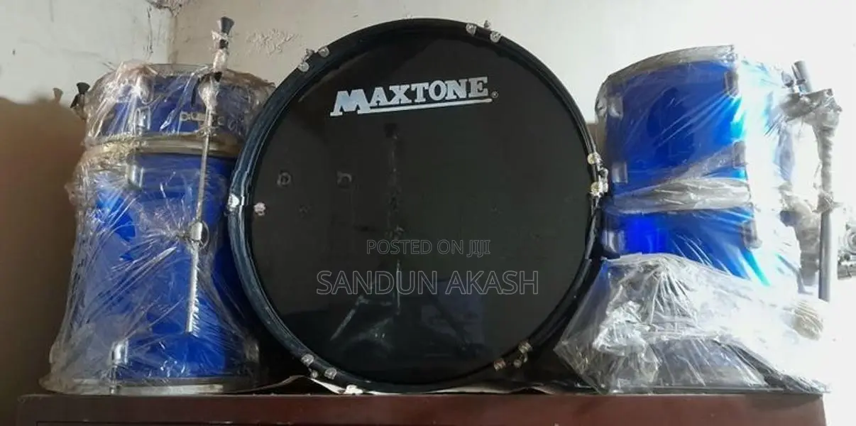 Acoustic Drum Set (MAXTONE)