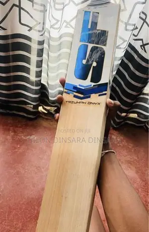 SF Bat Triumph Onyx Limited Edition