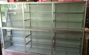 වීදුරු ශෝකේස්