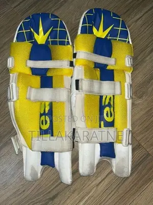 Mids Cricket Pads