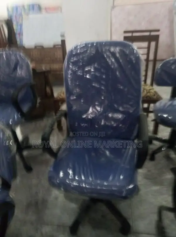 Executive Chair (Q-9)