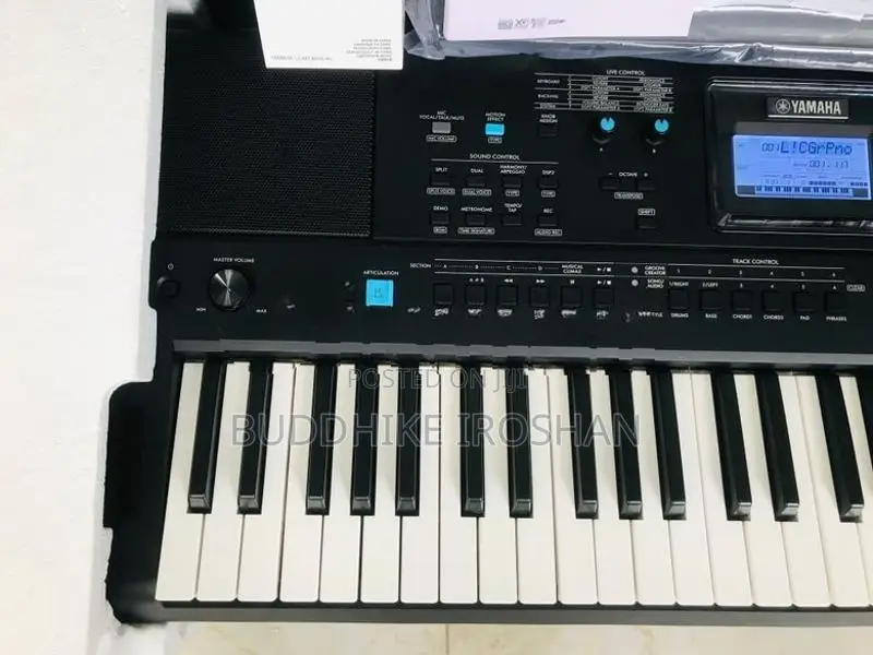 Yamaha PSR E 473 Keyboard