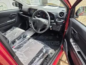 Daihatsu Mira L 2024