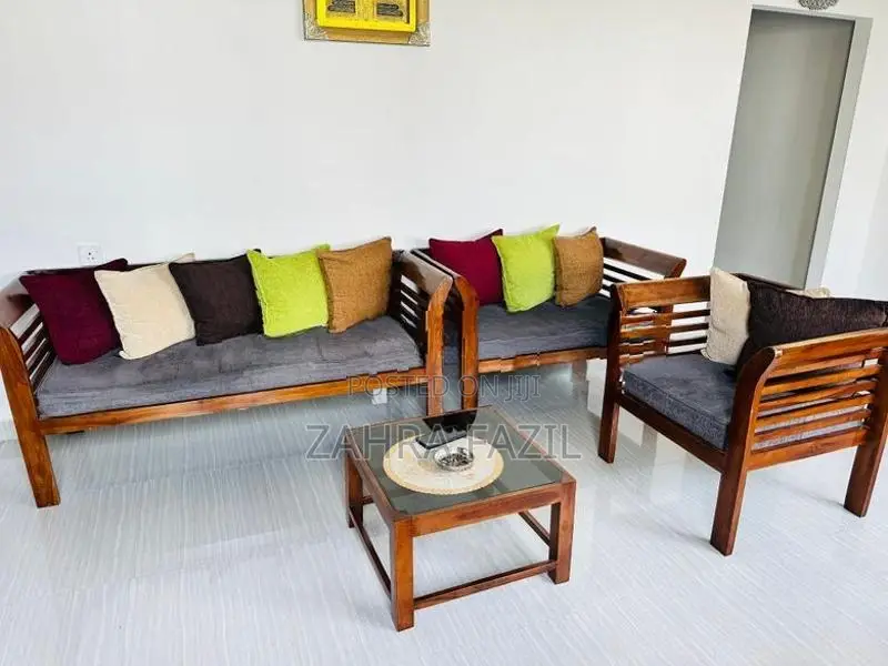 Used Teak 6 Seater Sofa Full Set