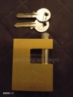 Shutter Padlock