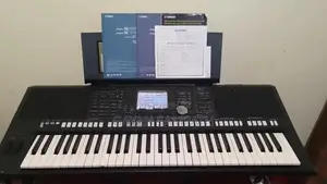Yamaha S950 Keyboard