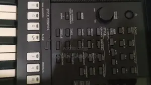 Yamaha S950 Keyboard