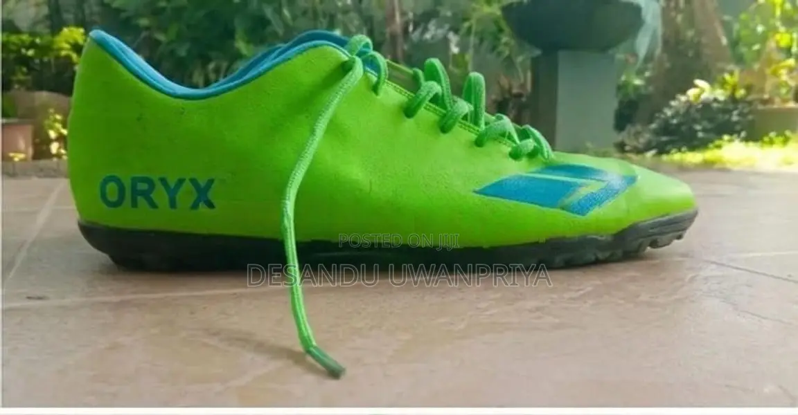 Oryx Football Shoes