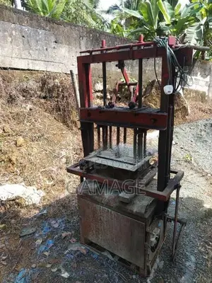 Block Gal Machine