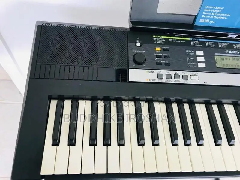 Yamaha PSR E 243 Keyboard
