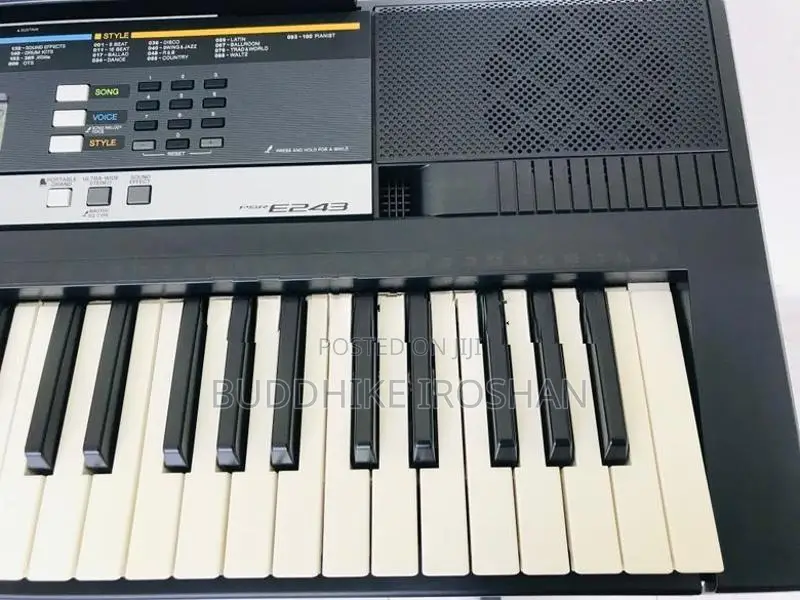 Yamaha PSR E 243 Keyboard