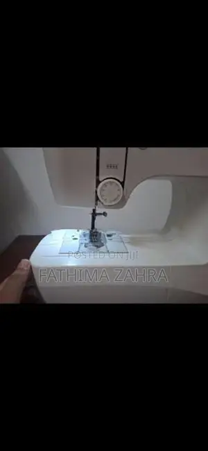 Singer M1155 Sewing Machine